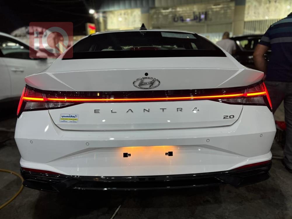 هیوندای ئەلەنترا